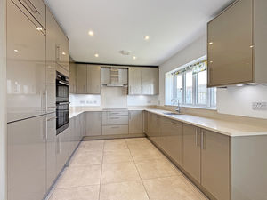 Photo 23- click for photo gallery